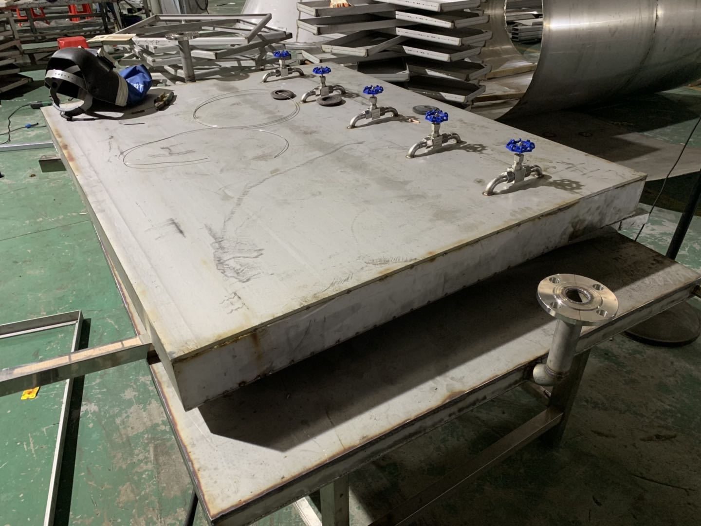 不锈钢液压水箱制品